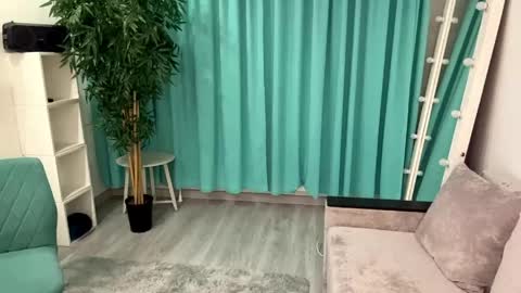 Viktoria online show from April 2026 06:10:01 PM