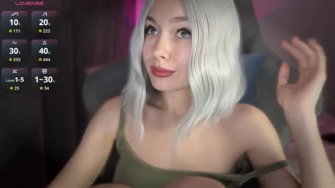  Nora  online show from May 2026 10:04:02 PM