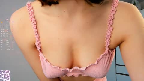 Laura online show from May 2026 12:21:01 PM