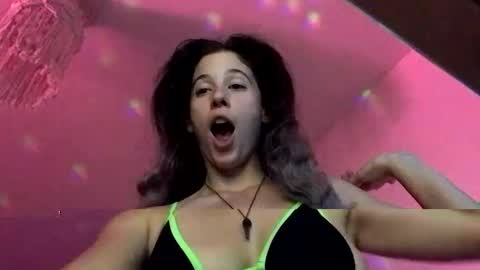 FlexieFae online show from October 2025 10:35:02 AM