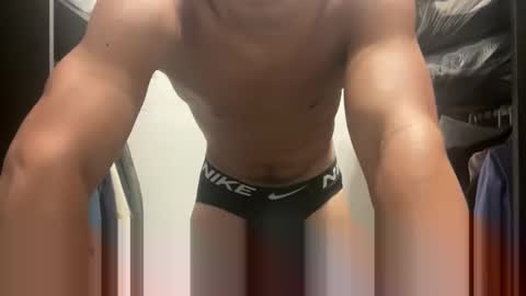 Snapshot of hhernan1 chatting on February 2026 10:57:02 PM hhernan1 online show from February 2026 10:57:02 PM