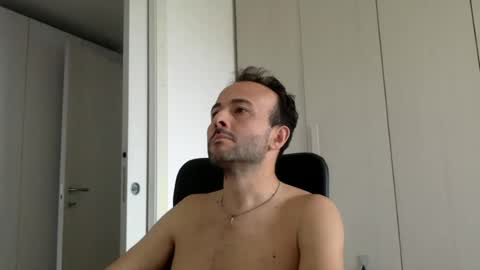 hhombre online show from June 2026 09:04:02 AM