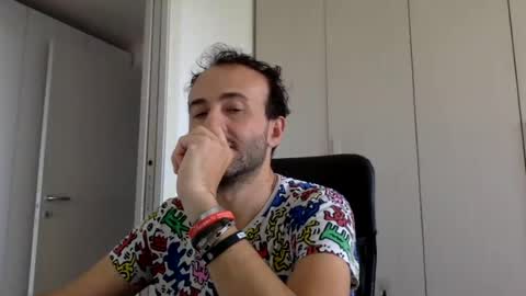 hhombre online show from July 2026 12:03:01 PM