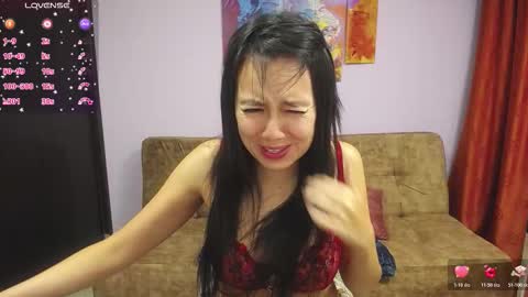 Snapshot of hi_allison chatting on November 2025 03:53:02 AM Allison online show from November 2025 03:53:02 AM