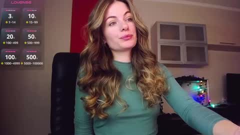 Snapshot of hi_bye_ chatting on March 2025 02:59:02 AM Lina online show from March 2025 02:59:02 AM