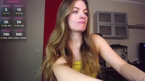 Snapshot of hi_bye_ chatting on March 2025 08:16:01 AM Lina online show from March 2025 08:16:01 AM