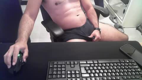 Snapshot of hi_im_chuck chatting on January 2025 06:09:02 AM hi_im_chuck online show from January 2025 06:09:02 AM