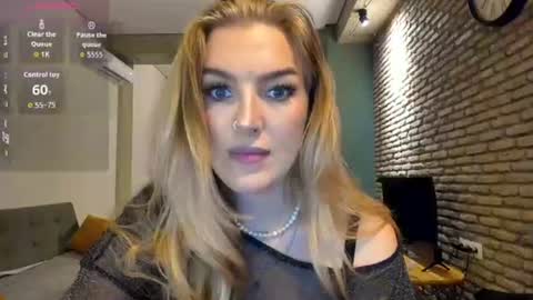 Snapshot of hi_lina chatting on July 2026 02:50:01 AM Hi lina online show from July 2026 02:50:01 AM