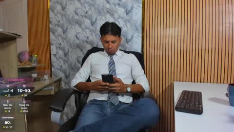 Snapshot of hiddenoffice chatting on March 2026 12:49:02 PM George online show from March 2026 12:49:02 PM
