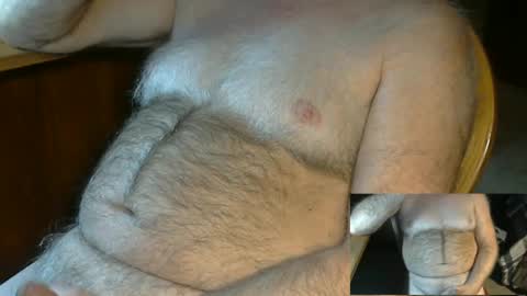 Snapshot of higgins11 chatting on December 2024 03:00:02 AM higgins11 online show from December 2024 03:00:02 AM