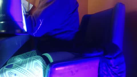 high__five online show from December 2025 06:42:02 AM