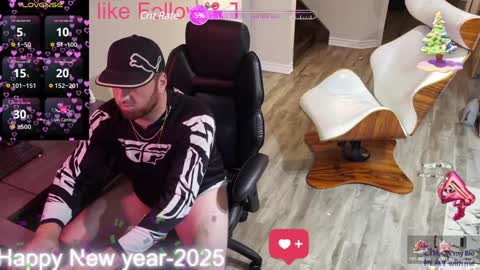 Snapshot of highclass92i chatting on January 2025 05:34:02 PM High4This online show from January 2025 05:34:02 PM