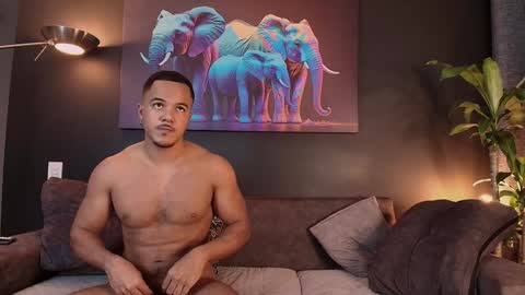 Snapshot of highlatin_guys chatting on December 2024 09:24:01 AM Terry and E online show from December 2024 09:24:01 AM