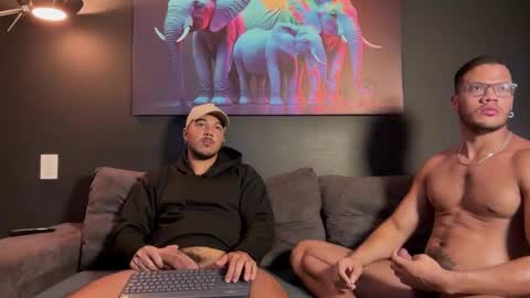 Snapshot of highlatin_guys chatting on March 2025 09:56:01 AM Terry and E online show from March 2025 09:56:01 AM