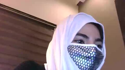 Hijabi Girls online show from March 2026 11:26:02 PM