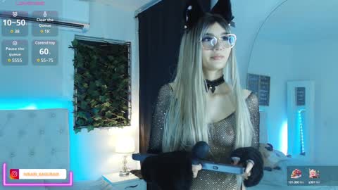 Snapshot of hikari_kagura chatting on January 2025 03:42:01 PM hikari_kagura online show from January 2025 03:42:01 PM