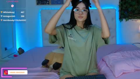 Snapshot of hikari_kagura chatting on January 2025 11:29:01 PM hikari_kagura online show from January 2025 11:29:01 PM