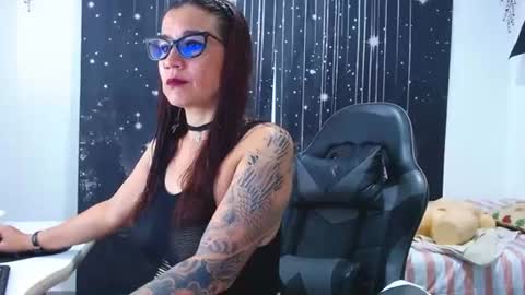 hikaryfire online show from June 2026 12:13:02 PM