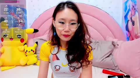 Snapshot of hikori_ chatting on February 2025 01:32:01 AM Hikori online show from February 2025 01:32:01 AM