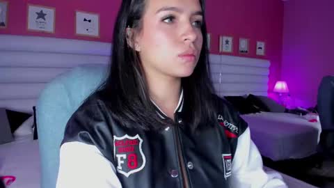 hilary_tailor online show from October 2025 11:06:01 AM