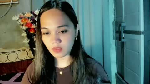 Snapshot of hilarymolly chatting on June 2026 07:47:01 PM hilarymolly online show from June 2026 07:47:01 PM