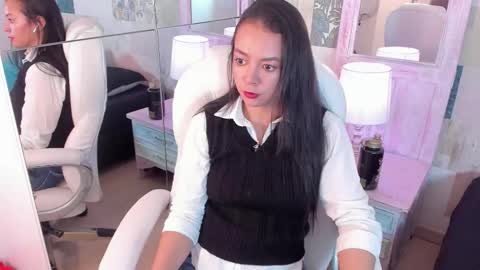 Hillary online show from November 2025 02:46:02 AM