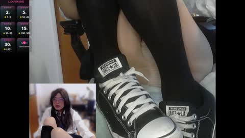 Snapshot of himeko_cd chatting on July 2026 07:05:02 PM Himeko online show from July 2026 07:05:02 PM