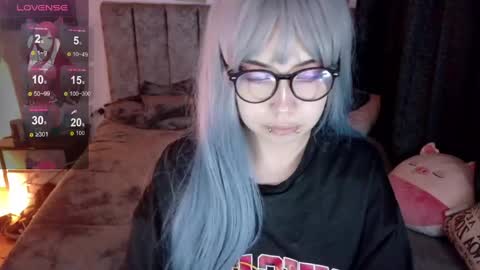 Inori Independent model online show from April 2026 07:00:02 AM