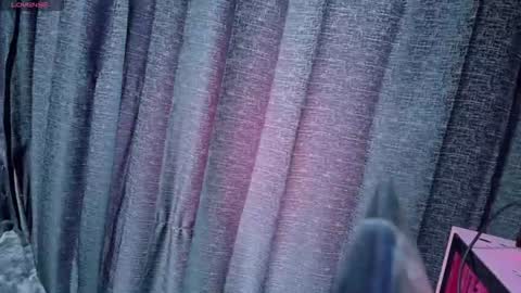 Inori Independent model online show from June 2026 06:42:01 PM