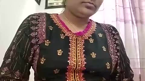 himuhimu22 online show from December 2025 04:30:02 AM