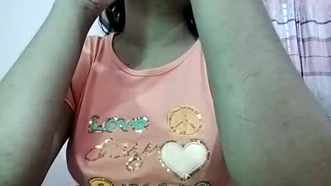 himuhimu22 online show from May 2026 11:37:02 AM
