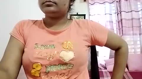 himuhimu22 online show from May 2026 06:43:02 AM