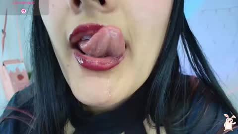 hinata online show from October 2025 09:11:01 PM