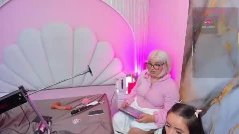 Snapshot of hinata_dolly chatting on October 2025 08:36:02 PM hinata_dolly online show from October 2025 08:36:02 PM