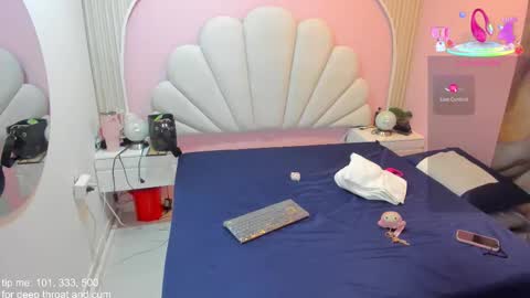 Snapshot of hinata_dolly chatting on November 2025 11:13:01 AM hinata_dolly online show from November 2025 11:13:01 AM