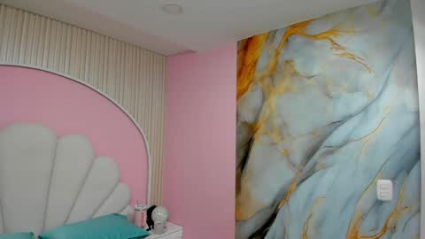 hinata_dolly online show from April 2026 11:01:01 AM