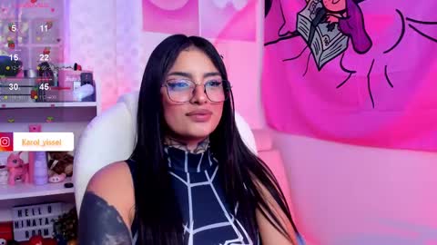 Snapshot of hinataweed01 chatting on February 2025 03:23:01 AM Karol Independent Model online show from February 2025 03:23:01 AM