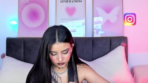  Karol  Independent Model online show from April 2026 11:09:02 PM