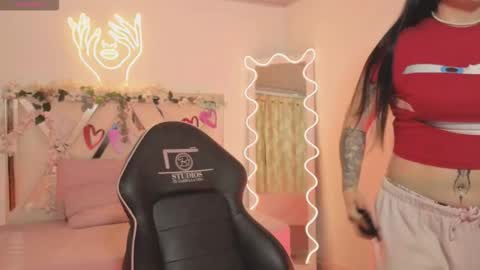 HINNA online show from December 2025 03:01:01 AM