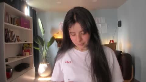 Hinnata online show from October 2025 05:39:01 PM