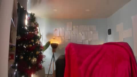 Hinnata online show from November 2025 05:02:01 PM