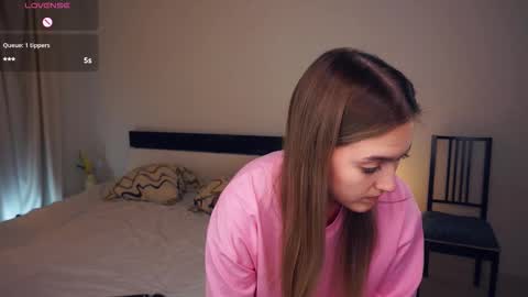 Leya Day Mary Night   PvT Open online show from October 2025 07:22:02 PM