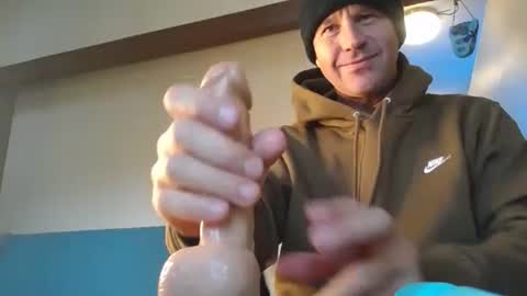 Hippie Jijm online show from February 2026 08:28:01 PM