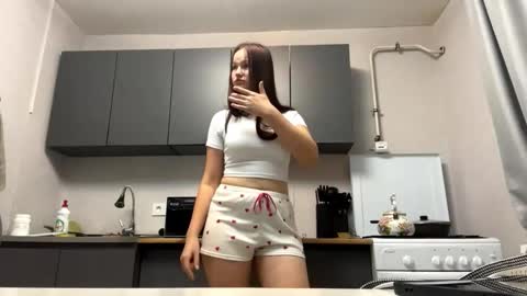 Viola online show from October 2025 02:18:02 PM