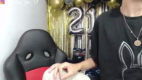 Snapshot of hiso_kai chatting on February 2026 05:04:01 AM Hisokax online show from February 2026 05:04:01 AM