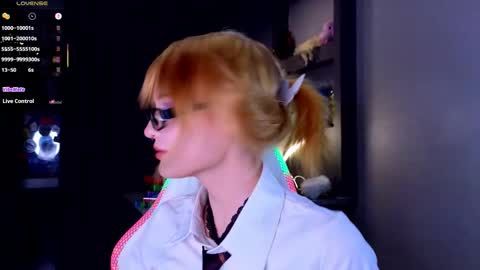 Ella online show from September 2025 05:13:01 PM