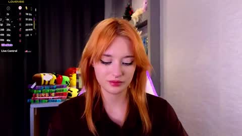 Ella online show from October 2025 05:35:02 PM