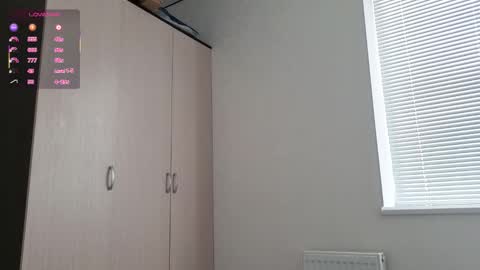 Sofia online show from January 2026 12:10:02 PM