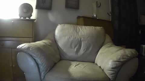 hobohoeless online show from February 2026 06:51:02 AM