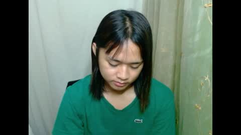 Snapshot of hoelyhanabi chatting on July 2026 04:02:01 PM KIESH online show from July 2026 04:02:01 PM